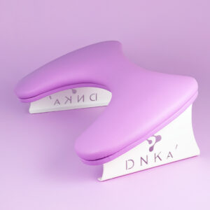 Anatomical Armrest for Manicure DNKa’ (Purple)
